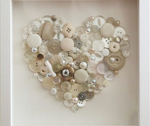 Button white framed